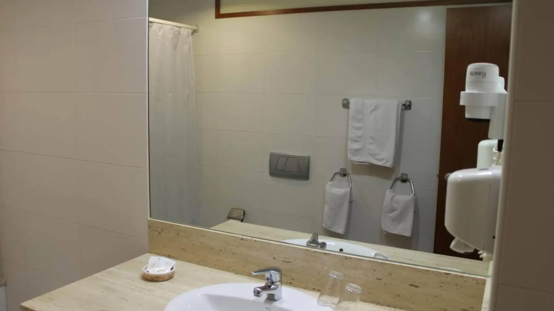 Hotel Flora Parc Castelldefels