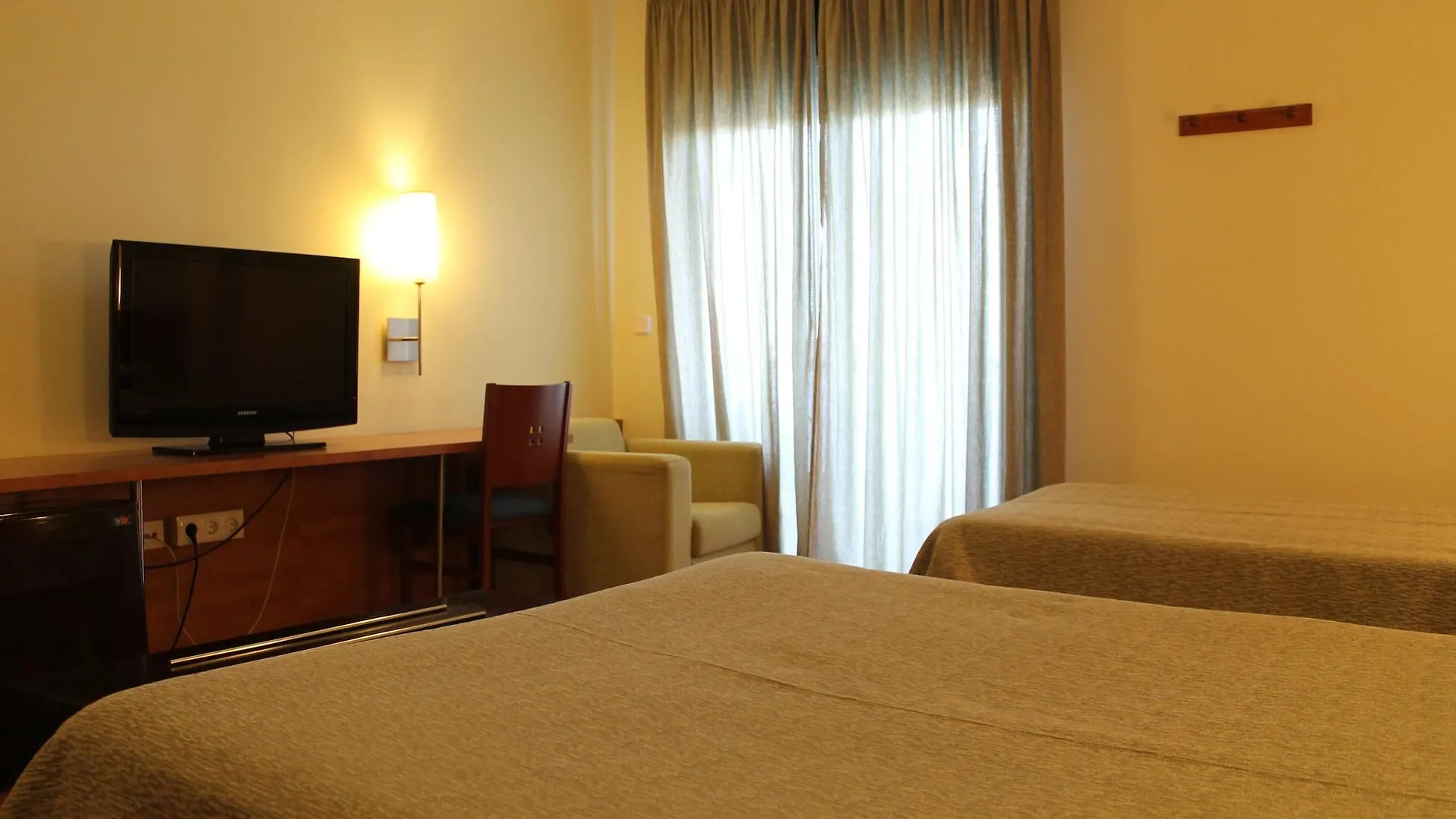 ***  Hotel Flora Parc Castelldefels Spanien